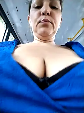 Lunita86 online show from 8, 2, 2026