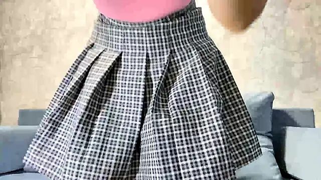 Snapshot of SetsukoBuddemeyer chatting on 31, 10, 2025 SetsukoBuddemeyer online show from 31, 10, 2025