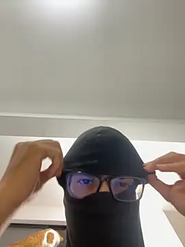 Snapshot of MisteryNight4 chatting on 22, 9, 2025 MisteryNight4 online show from 22, 9, 2025