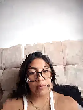 Snapshot of Violettabloom_ chatting on 29, 9, 2025 Violettabloom online show from 29, 9, 2025