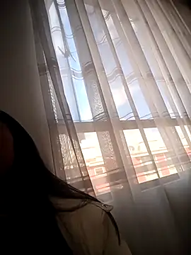 Snapshot of Violettabloom_ chatting on 2, 10, 2025 Violettabloom online show from 2, 10, 2025