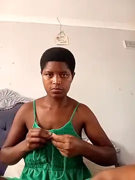 Snapshot of Lilmisafrica25 chatting on 18, 10, 2025 Lilmisafrica25 online show from 18, 10, 2025