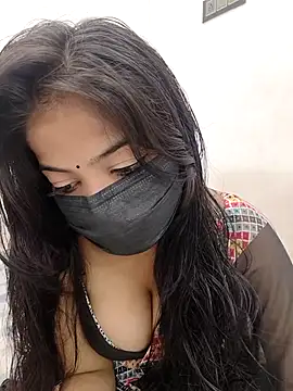 Rihana 01 online show from 19, 11, 2025