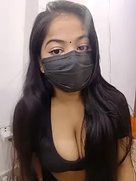 Rihana 01 online show from 15, 12, 2025