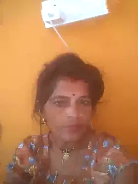 Snapshot of Hott_cutgirl chatting on 5, 10, 2025 Hott cutgirl online show from 5, 10, 2025