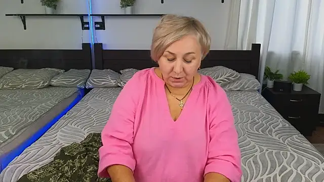 Snapshot of Marta_Wils chatting on 23, 9, 2025 Marta Wils online show from 23, 9, 2025