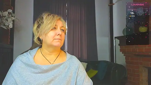 Snapshot of Marta_Wils chatting on 30, 10, 2025 Marta Wils online show from 30, 10, 2025