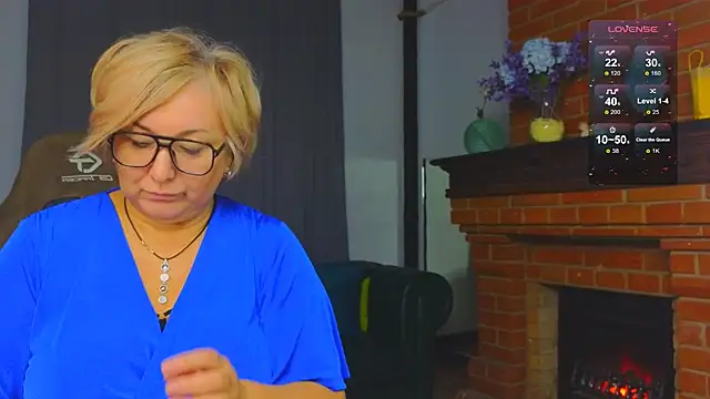 Snapshot of Marta_Wils chatting on 3, 11, 2025 Marta Wils online show from 3, 11, 2025