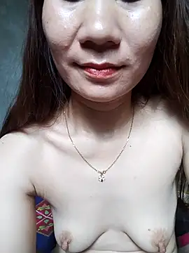 Snapshot of Girl_sexy98 chatting on 14, 10, 2025 Girl sexy98 online show from 14, 10, 2025