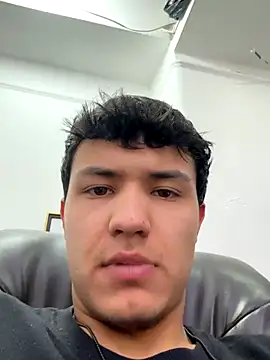 Snapshot of El_awo_ chatting on 13, 10, 2025 El awo  online show from 13, 10, 2025