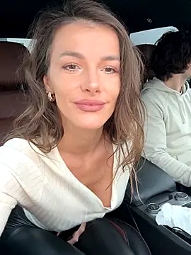 Snapshot of fit_vic chatting on 2, 11, 2025 fit vic online show from 2, 11, 2025