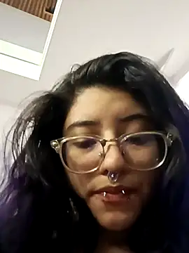 SabrinaV  online show from 12, 4, 2026