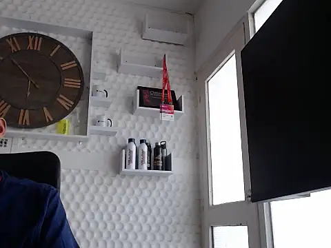 Snapshot of eddy_clarck chatting on 13, 5, 2026 eddy clarck online show from 13, 5, 2026