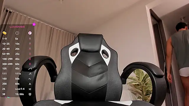 Snapshot of DarkLuster_22 chatting on 14, 11, 2025 DarkLuster 22 online show from 14, 11, 2025