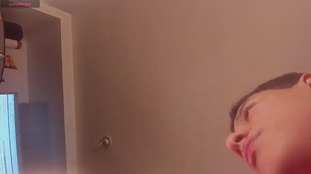 Snapshot of DarkLuster_22 chatting on 3, 12, 2025 DarkLuster 22 online show from 3, 12, 2025