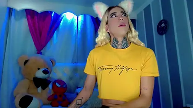 Julia Bulette1 online show from 15, 3, 2026