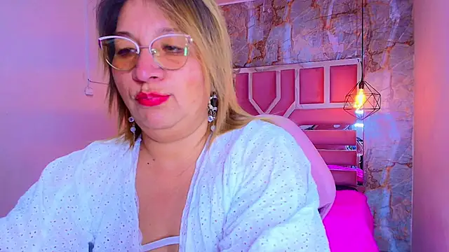 MaylinRosse  online show from 4, 2, 2026