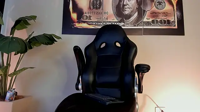chrizmacgregor online show from 31, 5, 2026