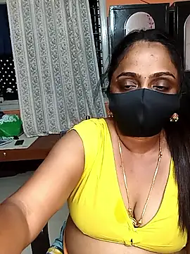 Snapshot of queendivya chatting on 10, 5, 2026 queendivya online show from 10, 5, 2026