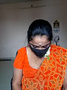 Snapshot of queendivya chatting on 14, 6, 2026 queendivya online show from 14, 6, 2026