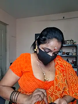Snapshot of queendivya chatting on 5, 7, 2026 queendivya online show from 5, 7, 2026