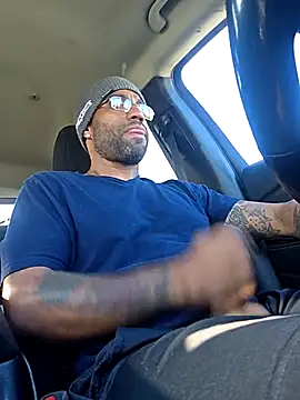 Snapshot of Justahungdad chatting on 25, 9, 2025 Justahungdad online show from 25, 9, 2025