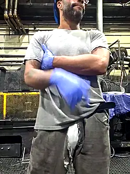 Snapshot of Justahungdad chatting on 7, 10, 2025 Justahungdad online show from 7, 10, 2025