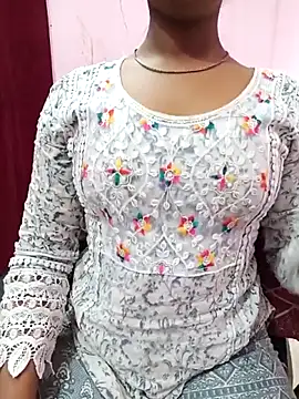 pari rani7 online show from 4, 4, 2026