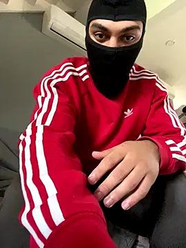 Snapshot of Ryan2205 chatting on 15, 11, 2025 Ryan2205 online show from 15, 11, 2025