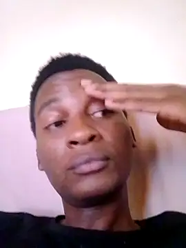 Snapshot of sparrowzy chatting on 24, 10, 2025 sparrowzy online show from 24, 10, 2025