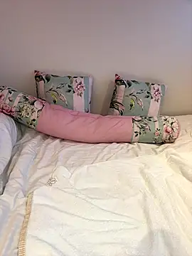 Snapshot of Yua_nyan_cute chatting on 30, 9, 2025 Yua nyan cute online show from 30, 9, 2025