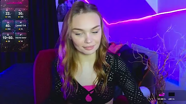 Snapshot of KitsyMoore chatting on 29, 9, 2025 KitsyMoore online show from 29, 9, 2025