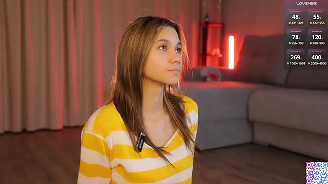 Snapshot of lovekissmes chatting on 3, 12, 2025 lovekissmes online show from 3, 12, 2025