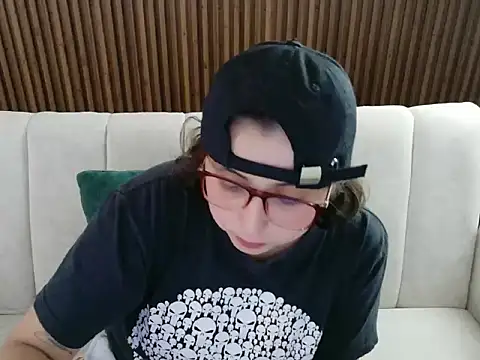 dirty feelena online show from 5, 2, 2026