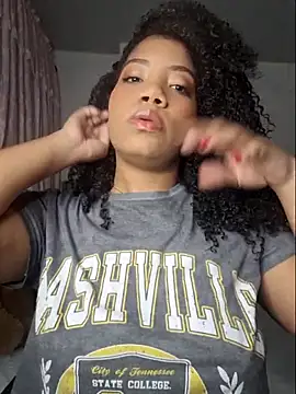 Snapshot of hottielatina chatting on 15, 11, 2025 hottielatina online show from 15, 11, 2025