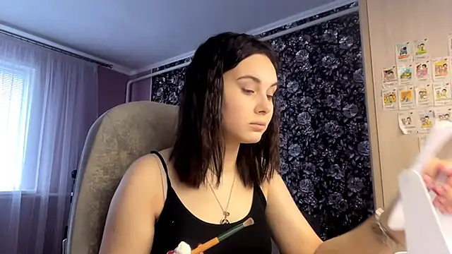 Snapshot of MollyPartey chatting on 3, 10, 2025 MollyPartey online show from 3, 10, 2025