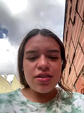 Snapshot of Aphrill chatting on 26, 10, 2025 Aphrill online show from 26, 10, 2025