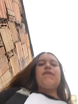 Snapshot of Aphrill chatting on 22, 11, 2025 Aphrill online show from 22, 11, 2025