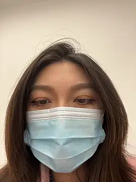 Snapshot of fioralba chatting on 7, 11, 2025 fioralba online show from 7, 11, 2025