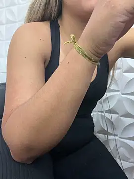 Valeriacris online show from 29, 4, 2026