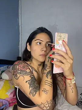 liahouses online show from 9, 11, 2025