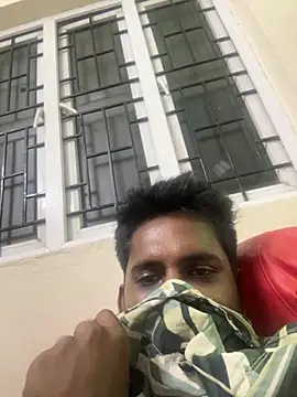 Snapshot of madarasi_chennai chatting on 3, 10, 2025 madarasi chennai online show from 3, 10, 2025