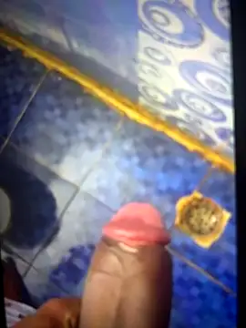 Snapshot of madarasi_chennai chatting on 8, 10, 2025 madarasi chennai online show from 8, 10, 2025