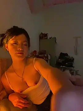 Snapshot of Tramy_xx chatting on 25, 6, 2026 Tramy xx online show from 25, 6, 2026