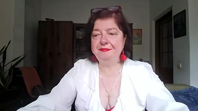 Snapshot of Violet_Pulse chatting on 8, 6, 2026 Violet Pulse online show from 8, 6, 2026