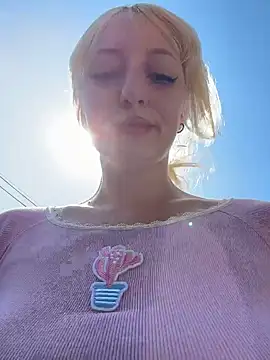 RonnieKiss online show from 6, 2, 2026