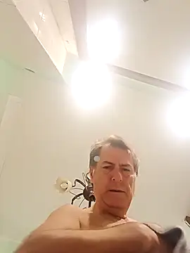 Snapshot of sayeaprayer65 chatting on 17, 10, 2025 sayeaprayer65 online show from 17, 10, 2025