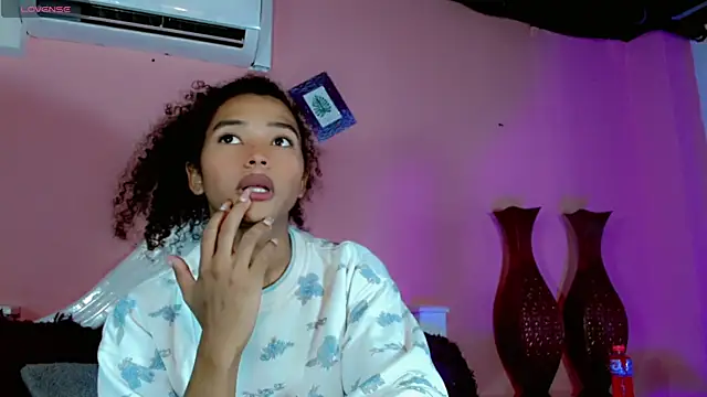  IsabellaRousse online show from 9, 11, 2025