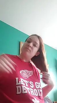 bigbutttmilf online show from 5, 10, 2025