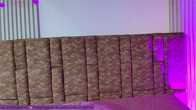 Missdionne curly online show from 26, 2, 2026